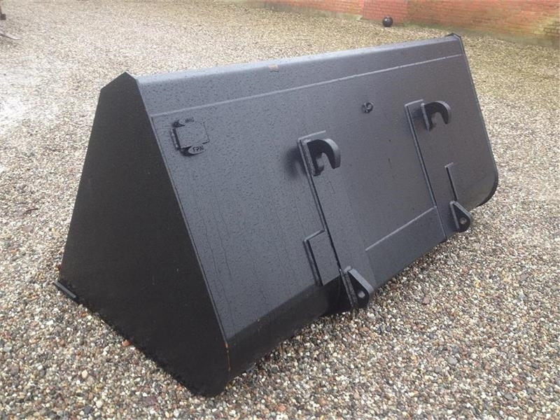 Manitou J-Maskiner Kornskovl - Teleskopski viličar: slika 2 Manitou J-Maskiner Kornskovl - Teleskopski viličar: slika 2