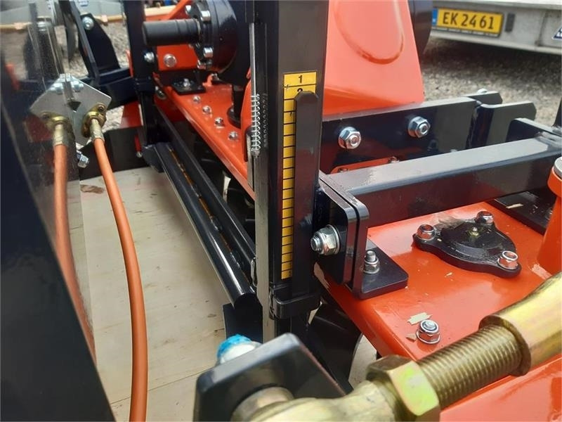 - - - boxer - Sejalnica: slika 5 - - - boxer - Sejalnica: slika 5