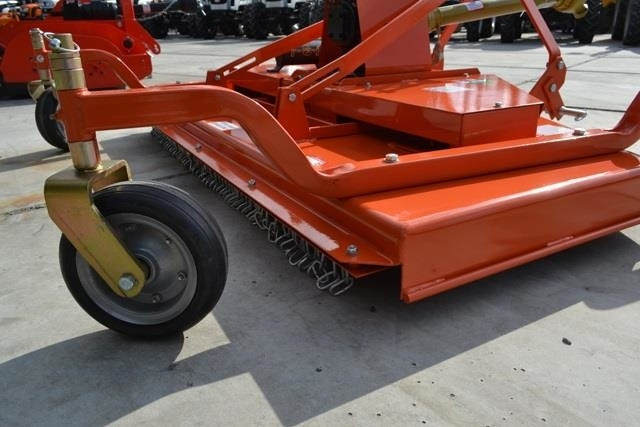 - - - boxer  - Kosilnica: slika 4 - - - boxer  - Kosilnica: slika 4