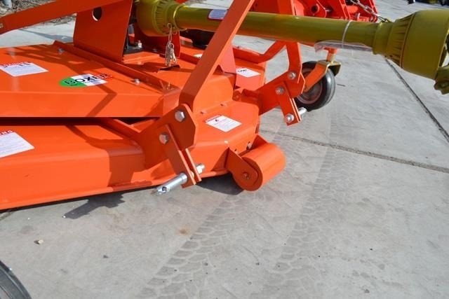 - - - boxer  - Kosilnica: slika 3 - - - boxer  - Kosilnica: slika 3