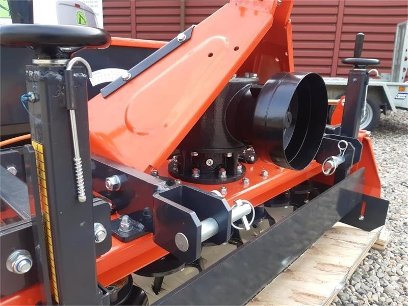 - - - boxer - Sejalnica: slika 4 - - - boxer - Sejalnica: slika 4