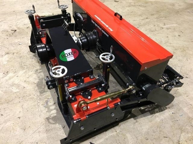 - - - boxer - Sejalnica: slika 1 - - - boxer - Sejalnica: slika 1