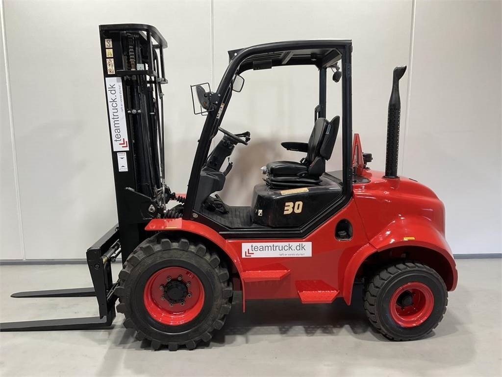 Hangcha CPCD30-XW43E-RT - Terenski viličar: slika 3 Hangcha CPCD30-XW43E-RT - Terenski viličar: slika 3