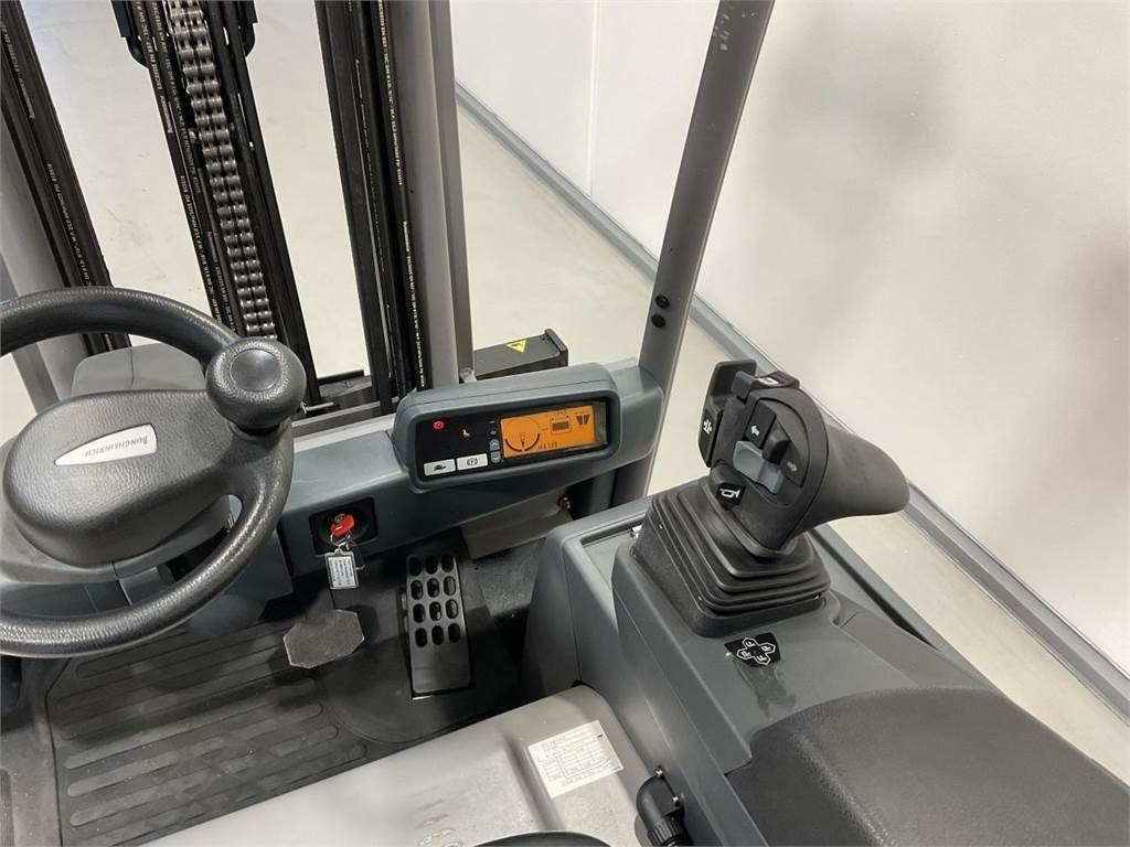 Električni viličar Jungheinrich EFG 216: slika 6 Električni viličar Jungheinrich EFG 216: slika 6