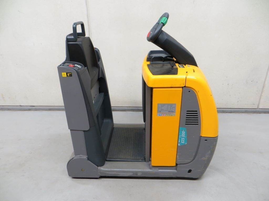 Jungheinrich EZS 350 - Terminalski traktor: slika 1 Jungheinrich EZS 350 - Terminalski traktor: slika 1