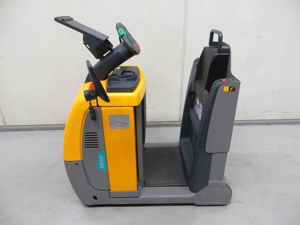 Jungheinrich EZS 350 - Terminalski traktor: slika 2 Jungheinrich EZS 350 - Terminalski traktor: slika 2