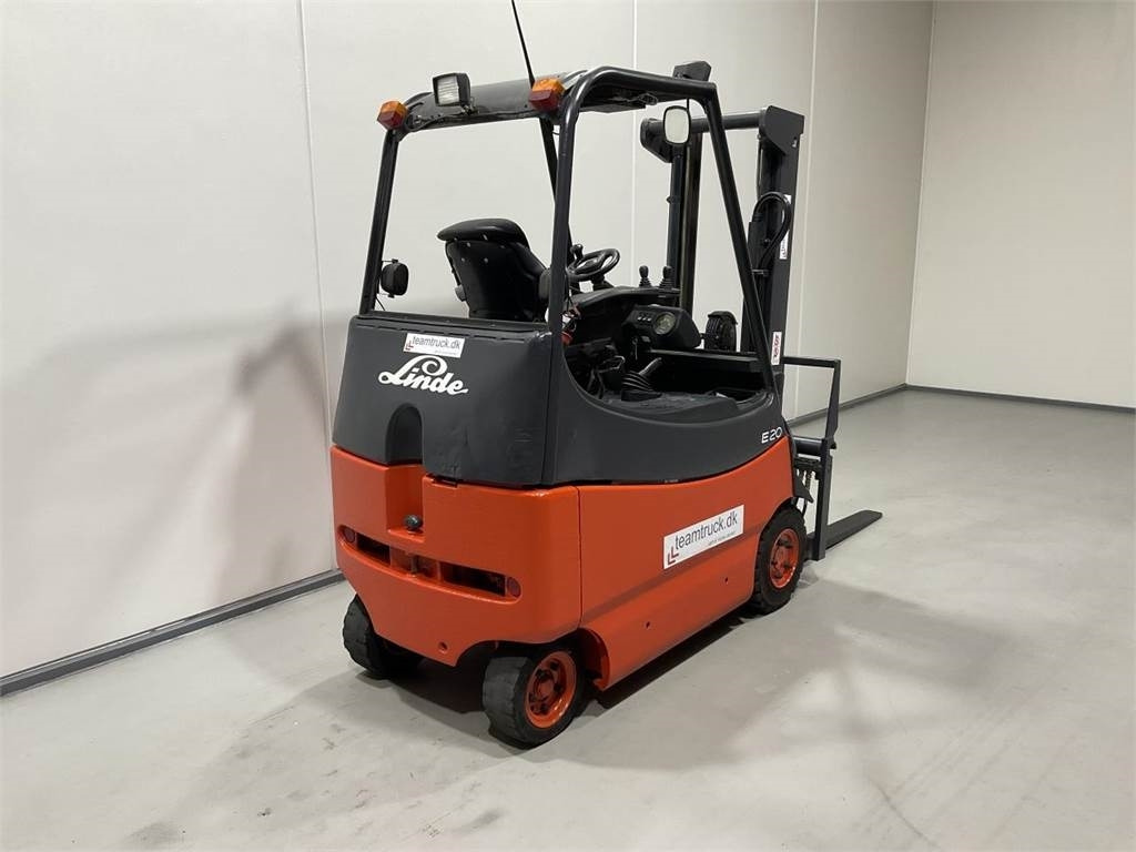 Linde E20 - Električni viličar: slika 2 Linde E20 - Električni viličar: slika 2