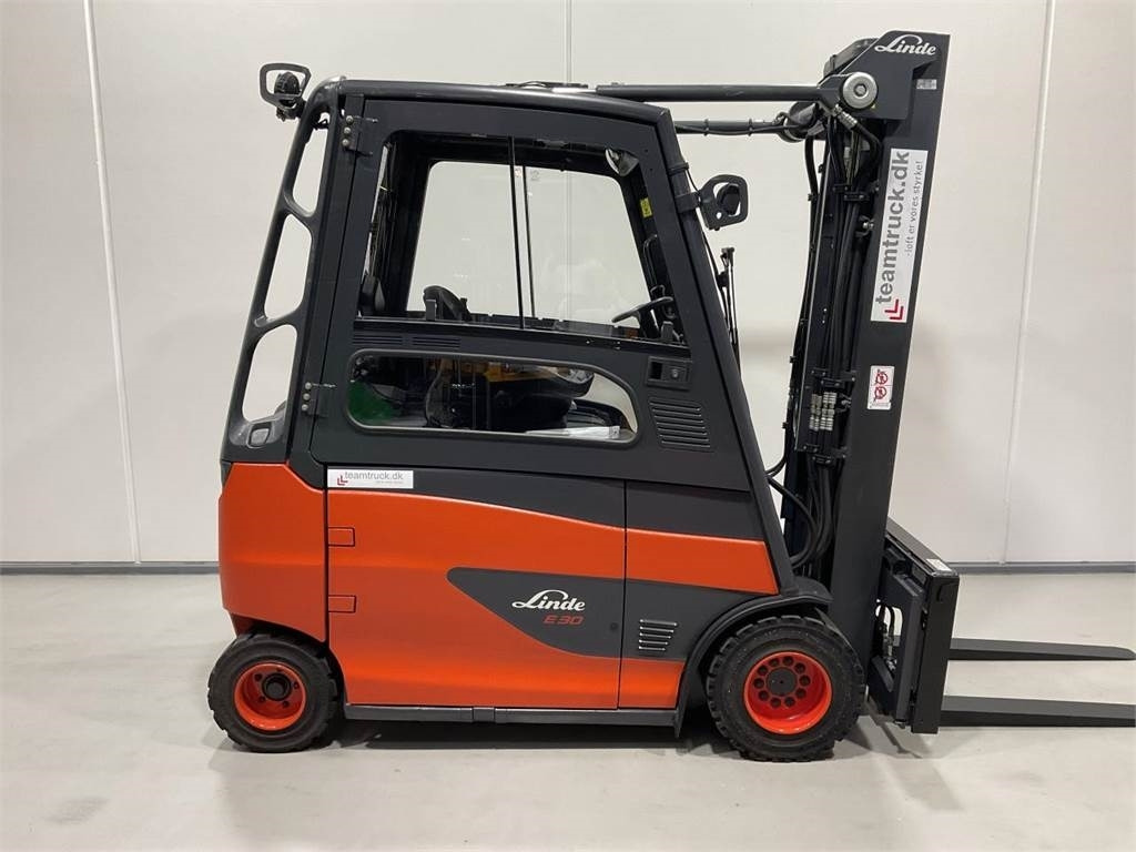 Električni viličar Linde E30: slika 1