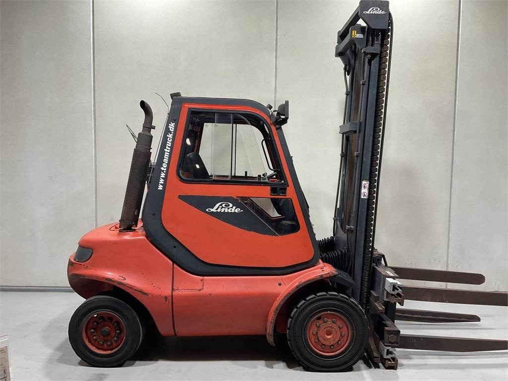 Linde H40D-04 - Diesel viličar: slika 1 Linde H40D-04 - Diesel viličar: slika 1