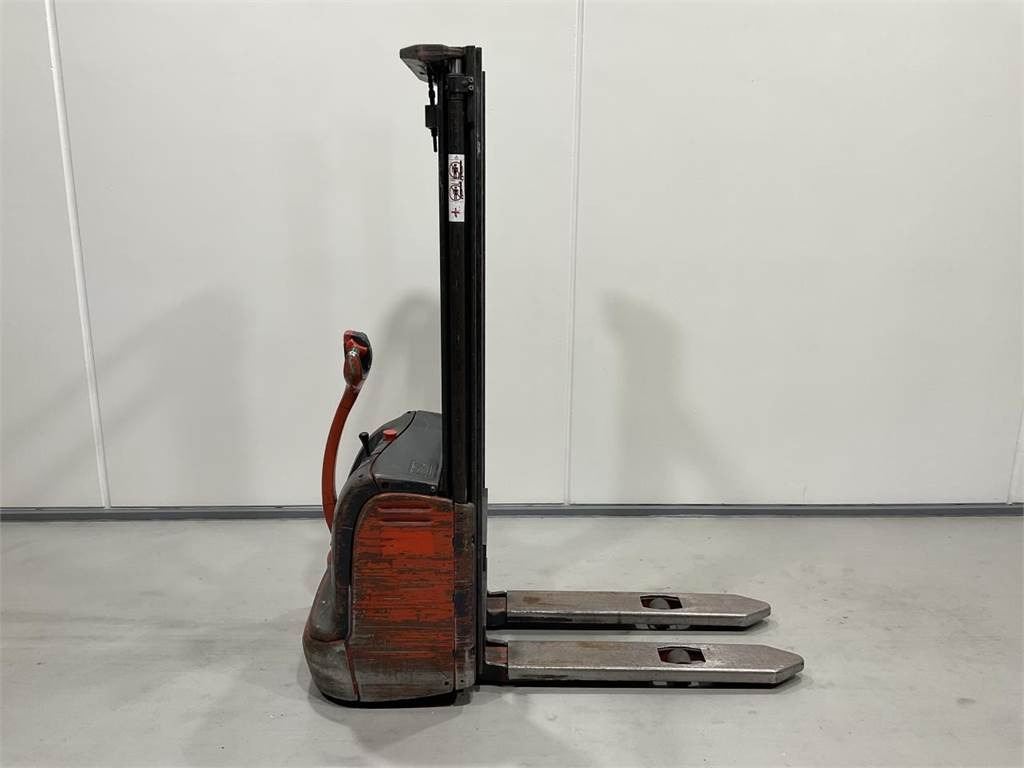 Linde L12 - Stroj za zlaganje: slika 1 Linde L12 - Stroj za zlaganje: slika 1