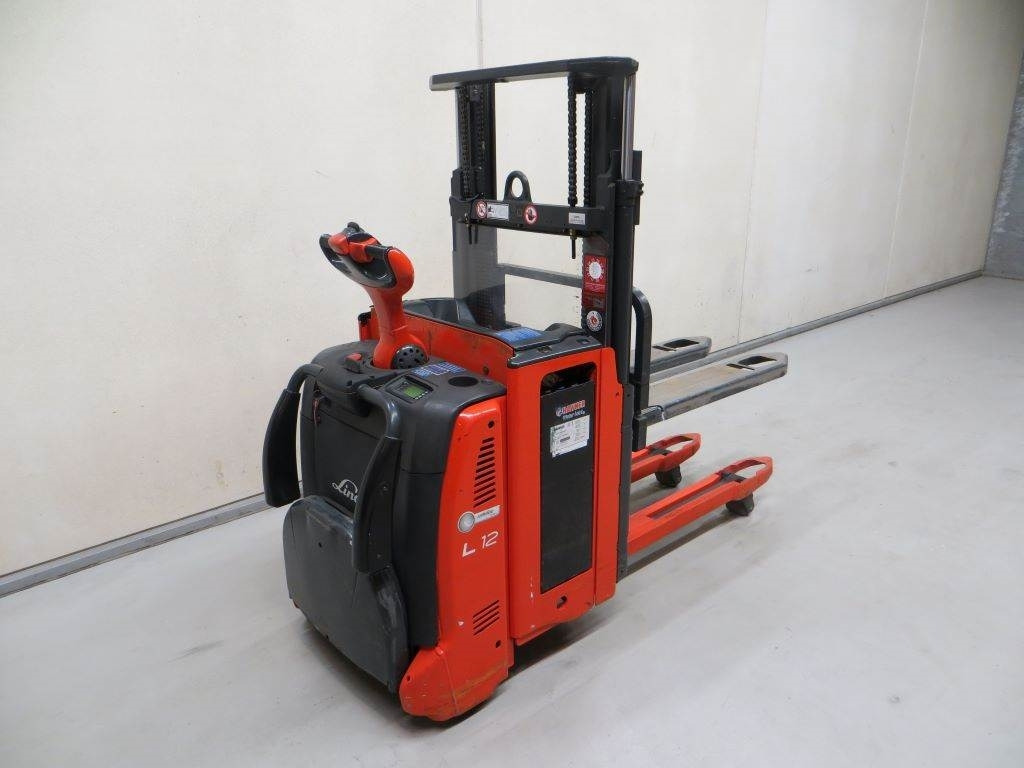 Linde L12L AP - Stroj za zlaganje: slika 4 Linde L12L AP - Stroj za zlaganje: slika 4