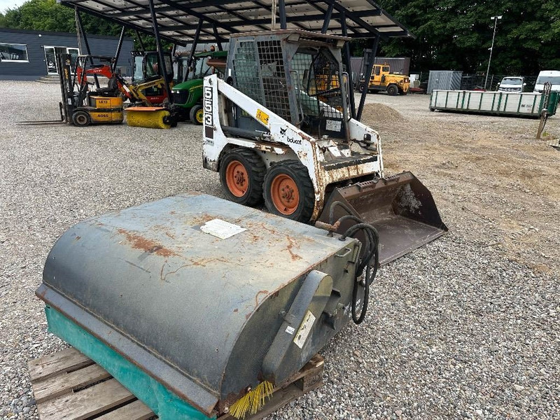 Bobcat 553 - Mini nakladalec: slika 2 Bobcat 553 - Mini nakladalec: slika 2