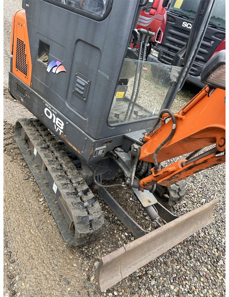Doosan Slo 18 - 1.8T with bucket packed (Low Hours) - Mini bager: slika 4 Doosan Slo 18 - 1.8T with bucket packed (Low Hours) - Mini bager: slika 4