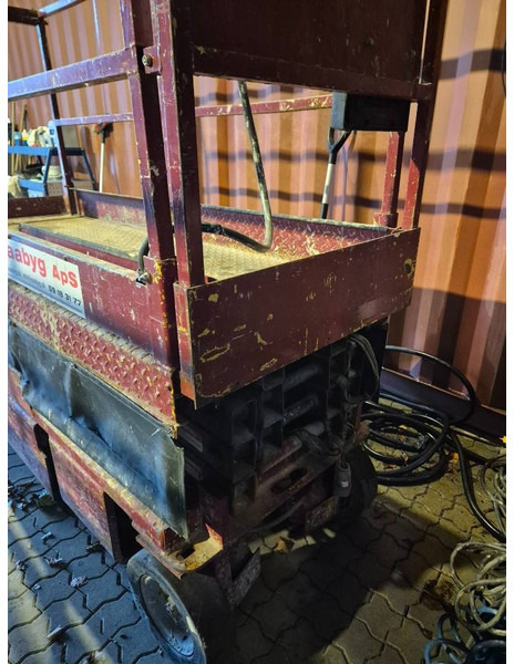 Grove 6-10 meter 2 persons lift - Škarjasta dvižna ploščad: slika 2 Grove 6-10 meter 2 persons lift - Škarjasta dvižna ploščad: slika 2