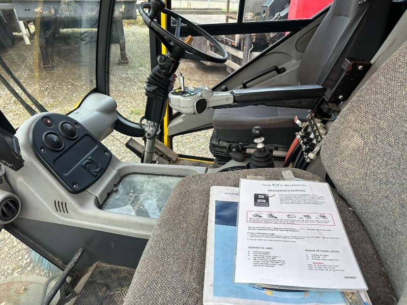 Johnston CN400 - Vozilo za pometanje: slika 2 Johnston CN400 - Vozilo za pometanje: slika 2