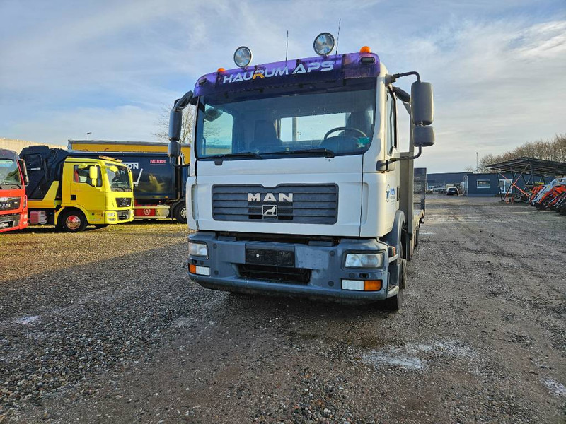 MAN TGM 15.280 // Machinetransport // Autotransporter - Vlečno vozilo: slika 2 MAN TGM 15.280 // Machinetransport // Autotransporter - Vlečno vozilo: slika 2