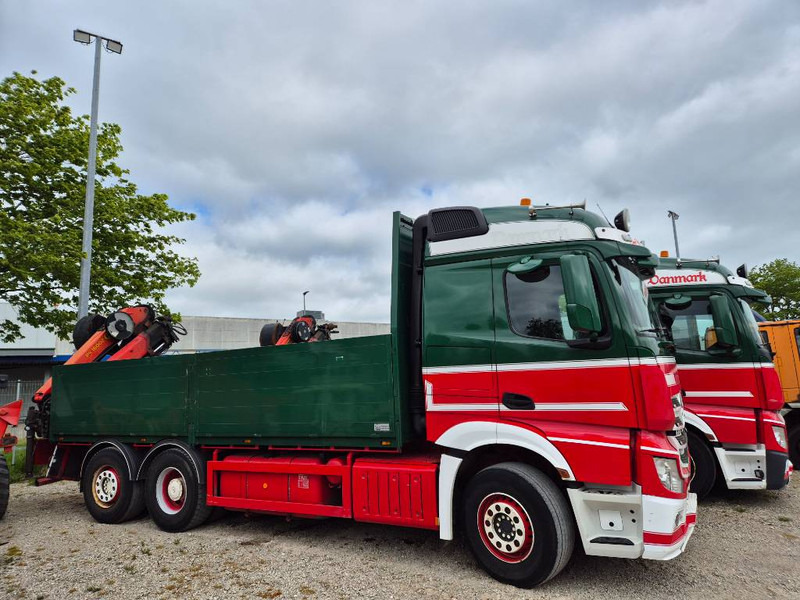 Mercedes-Benz Actros 2551/6x2 // Palfinger 16002 B // 2xtrucks - Tovornjak z dvigalom: slika 1 Mercedes-Benz Actros 2551/6x2 // Palfinger 16002 B // 2xtrucks - Tovornjak z dvigalom: slika 1