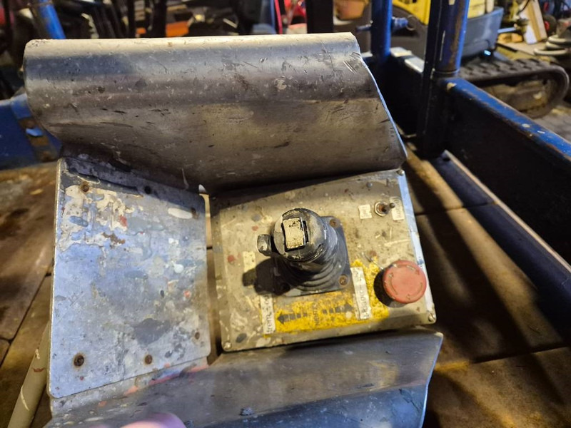 UpRight 2 persons lift - Škarjasta dvižna ploščad: slika 5 UpRight 2 persons lift - Škarjasta dvižna ploščad: slika 5