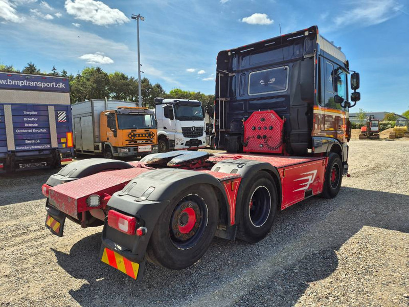 DAF XF 530 // Big Hydraulic // special interior - Vlačilec: slika 5 DAF XF 530 // Big Hydraulic // special interior - Vlačilec: slika 5