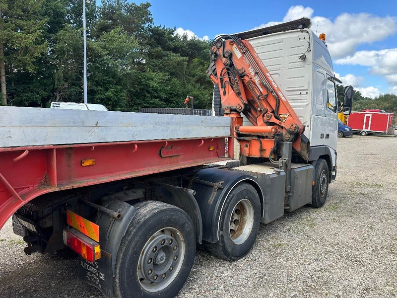 Volvo FH 12 460 6x2 with Terex 190.2E crane + remote - Vlačilec: slika 4 Volvo FH 12 460 6x2 with Terex 190.2E crane + remote - Vlačilec: slika 4