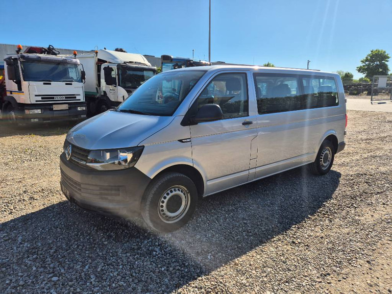 Volkswagen Transporter 2,0 TDi 102 Kombi lang 4d 9 prs - Avtomobil: slika 1 Volkswagen Transporter 2,0 TDi 102 Kombi lang 4d 9 prs - Avtomobil: slika 1