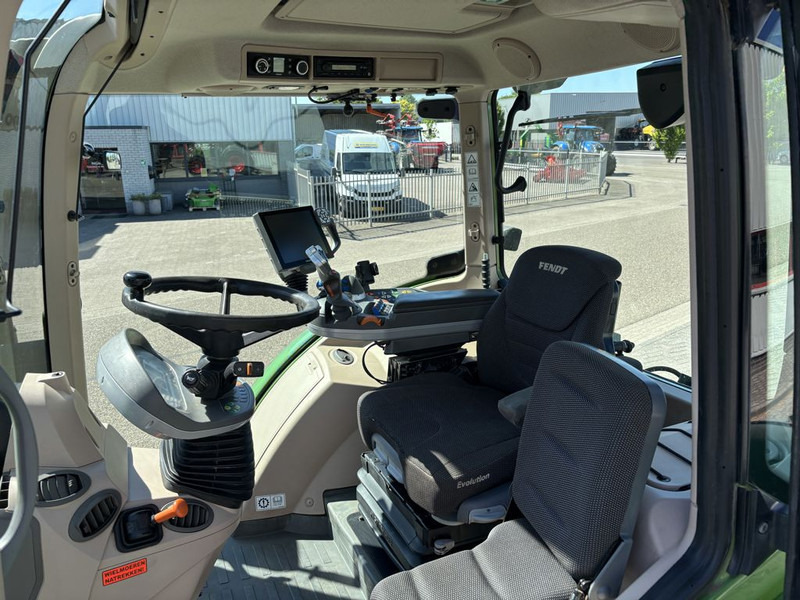 Fendt 724 S4 Profi Plus - Traktor: slika 5 Fendt 724 S4 Profi Plus - Traktor: slika 5