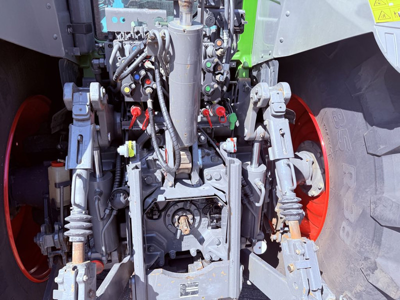Fendt 828 Vario Profi Plus - Traktor: slika 3 Fendt 828 Vario Profi Plus - Traktor: slika 3
