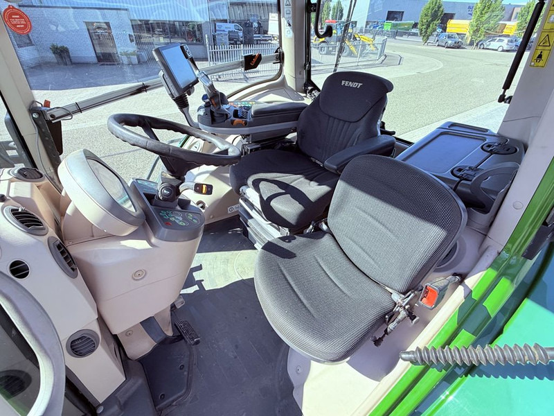 Fendt 828 Vario Profi Plus - Traktor: slika 4 Fendt 828 Vario Profi Plus - Traktor: slika 4