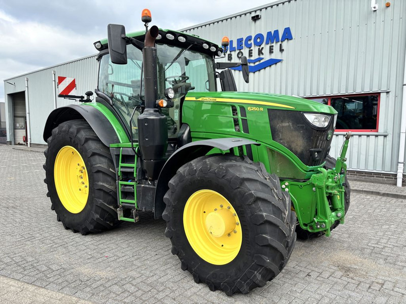 John Deere 6250R Premium Edtition Autopowr - Traktor: slika 4 John Deere 6250R Premium Edtition Autopowr - Traktor: slika 4