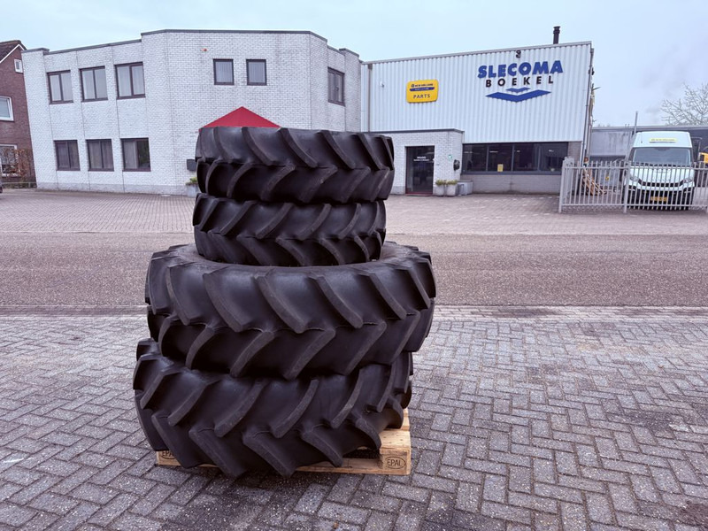 Mitas 420/70R30 & 300/70R20 Compl wheel - Gume in platišča: slika 5 Mitas 420/70R30 & 300/70R20 Compl wheel - Gume in platišča: slika 5