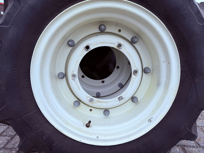 Mitas 420/70R30 & 300/70R20 Compl wheel - Gume in platišča: slika 3 Mitas 420/70R30 & 300/70R20 Compl wheel - Gume in platišča: slika 3
