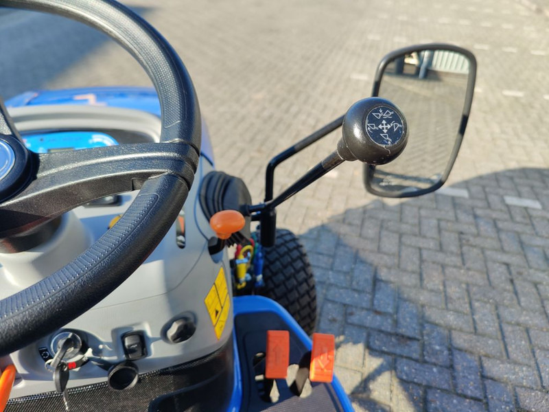 Nov Mini traktor New Holland BOOMER 25 Tractor Compact: slika 12