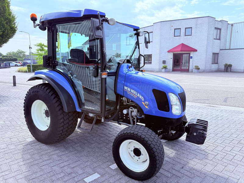 New Holland Boomer 45D Easy Drive - Traktor: slika 2 New Holland Boomer 45D Easy Drive - Traktor: slika 2