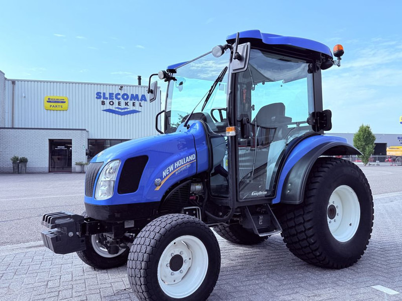 New Holland Boomer 45D Easy Drive - Traktor: slika 1 New Holland Boomer 45D Easy Drive - Traktor: slika 1