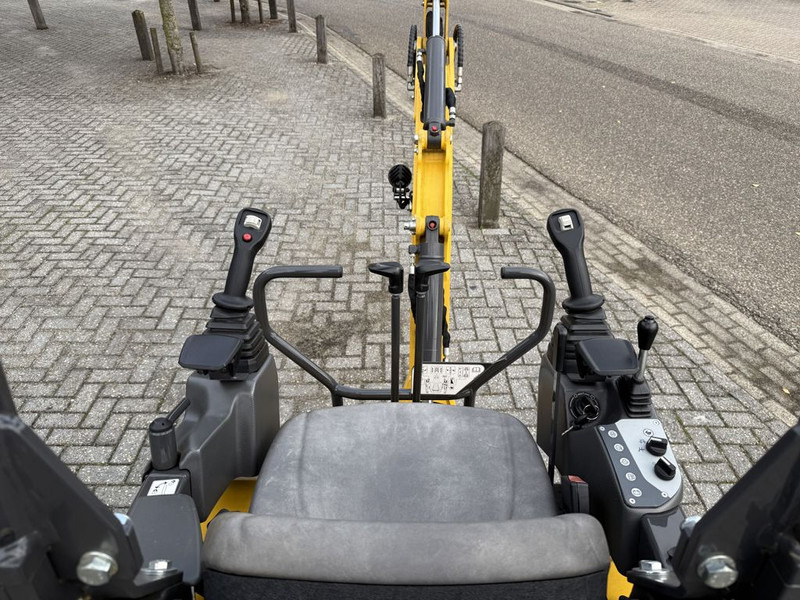 New Holland E14D Minigraver Nieuw/Overjarig - Mini bager: slika 5 New Holland E14D Minigraver Nieuw/Overjarig - Mini bager: slika 5