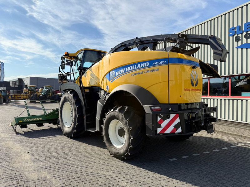 New Holland FR550 Forage Cruiser + Krone Easycollect - Kombajn za krmo: slika 3 New Holland FR550 Forage Cruiser + Krone Easycollect - Kombajn za krmo: slika 3