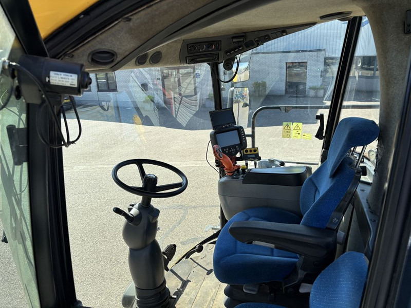 New Holland FR9050 - Kombajn za krmo: slika 5 New Holland FR9050 - Kombajn za krmo: slika 5