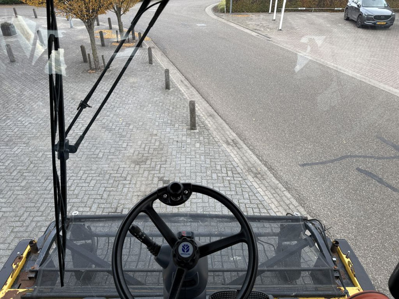 New Holland FR9050 - Kombajn za krmo: slika 5 New Holland FR9050 - Kombajn za krmo: slika 5