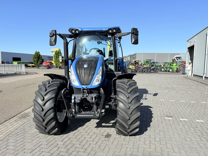 New Holland T5.140 Dynamic Command - Traktor: slika 5 New Holland T5.140 Dynamic Command - Traktor: slika 5
