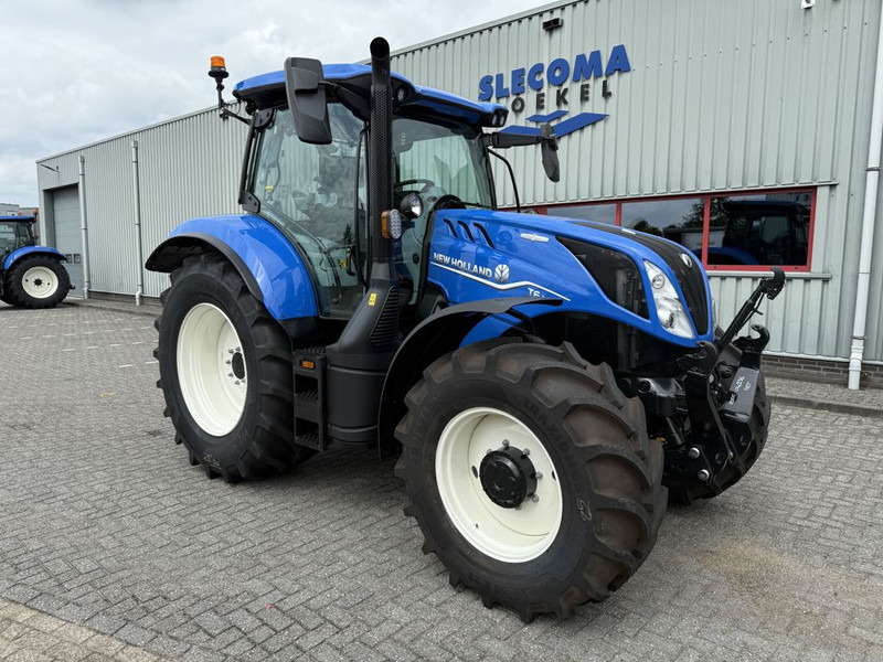 New Holland T6.145 AC STAGE V - Traktor: slika 4 New Holland T6.145 AC STAGE V - Traktor: slika 4