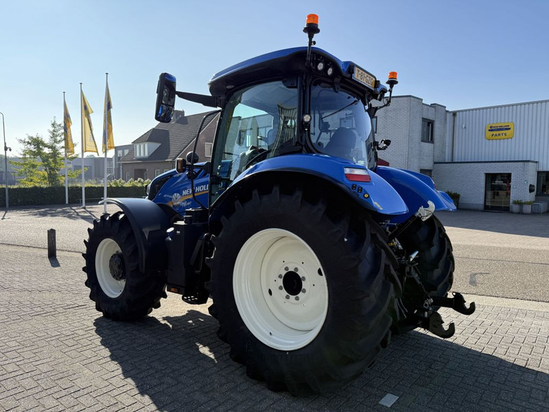 New Holland T6.180 AC Stage V - Traktor: slika 2 New Holland T6.180 AC Stage V - Traktor: slika 2