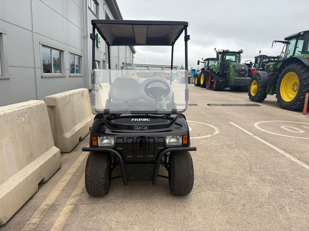 Clubcar Carryall 100 4 seater utility buggy - Voziček za golf: slika 4 Clubcar Carryall 100 4 seater utility buggy - Voziček za golf: slika 4