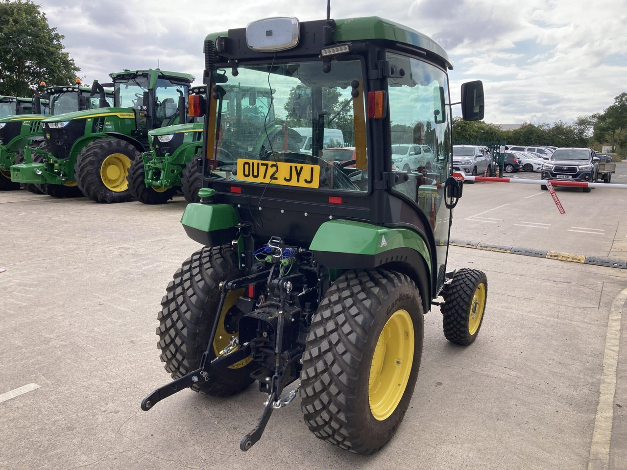 John Deere 2038R compact tractor - Mini traktor: slika 5 John Deere 2038R compact tractor - Mini traktor: slika 5