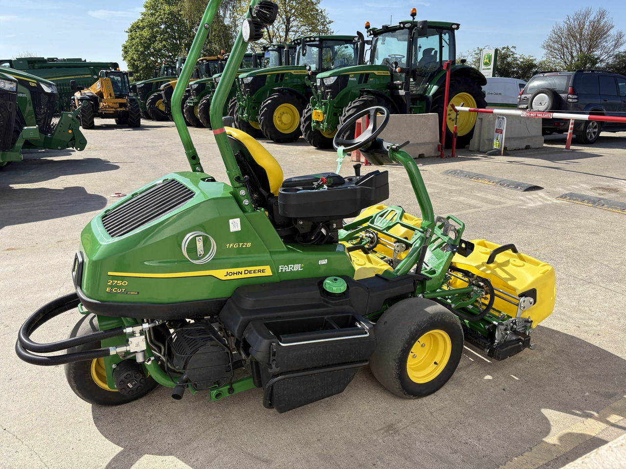 John Deere 2750E Triplex mower - Vrtna kosilnica: slika 5 John Deere 2750E Triplex mower - Vrtna kosilnica: slika 5