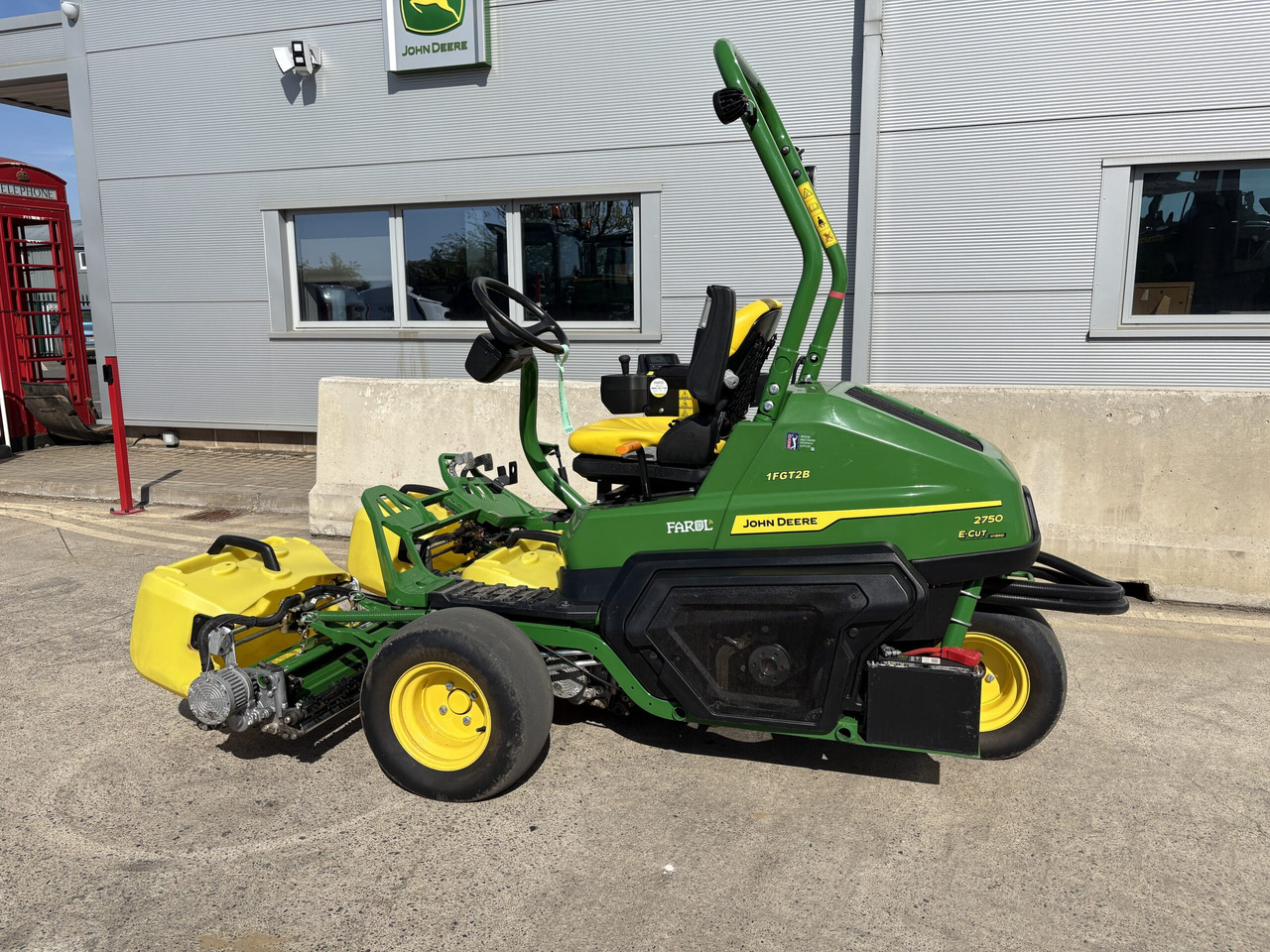 John Deere 2750E Triplex mower - Vrtna kosilnica: slika 3 John Deere 2750E Triplex mower - Vrtna kosilnica: slika 3