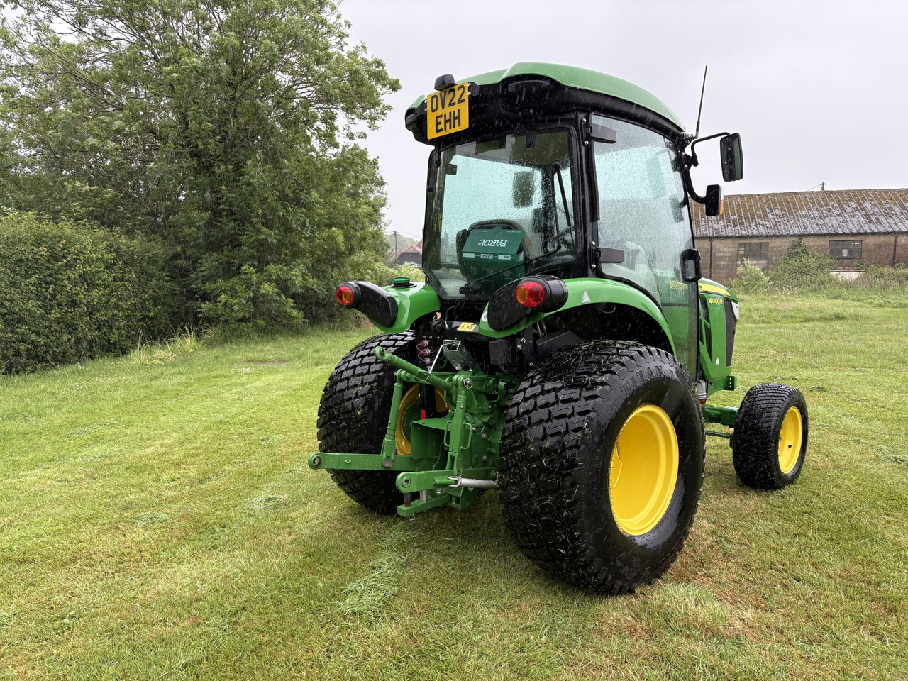 John Deere 4066R Compact Tractor - Mini traktor: slika 4 John Deere 4066R Compact Tractor - Mini traktor: slika 4