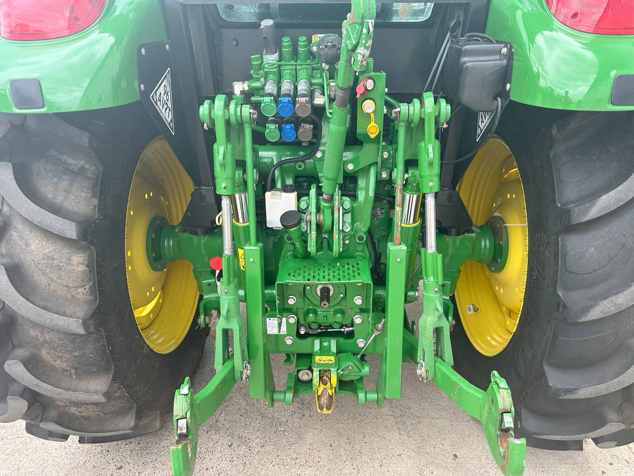John Deere 5090M lizing John Deere 5090M: slika 19