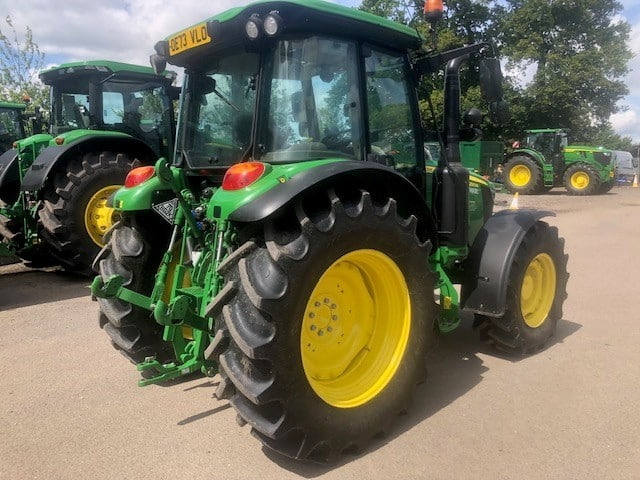 John Deere 5100M - Traktor: slika 3 John Deere 5100M - Traktor: slika 3