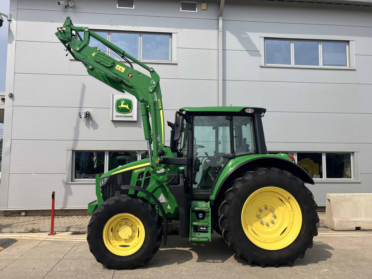 John Deere 6120M + 623R Loader - Traktor: slika 2 John Deere 6120M + 623R Loader - Traktor: slika 2