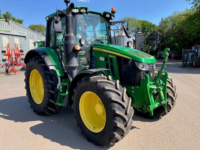 John Deere 6120M - Traktor: slika 3 John Deere 6120M - Traktor: slika 3